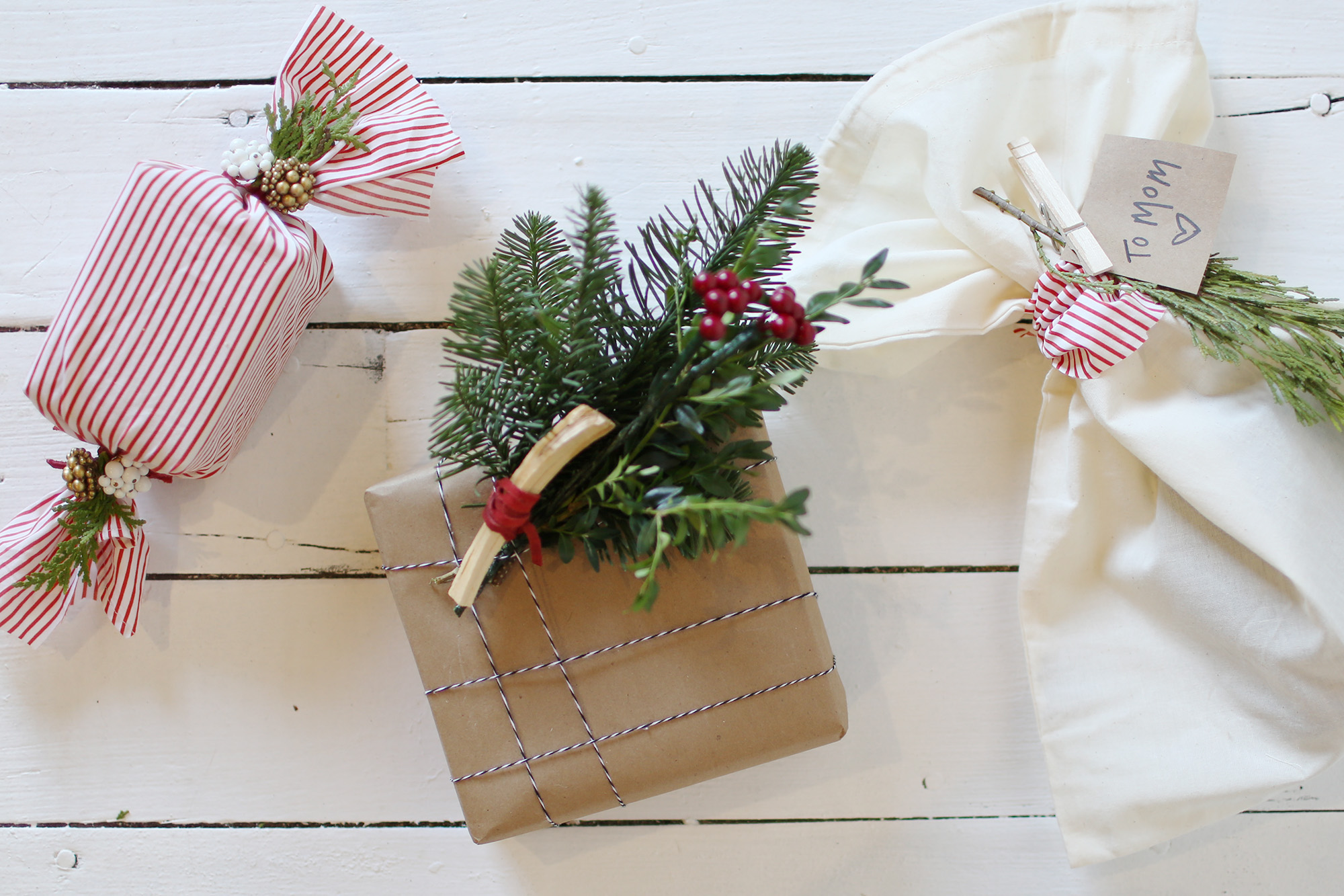 How Christmas Gift Wrap Puts A Smile On Everybody’s Face