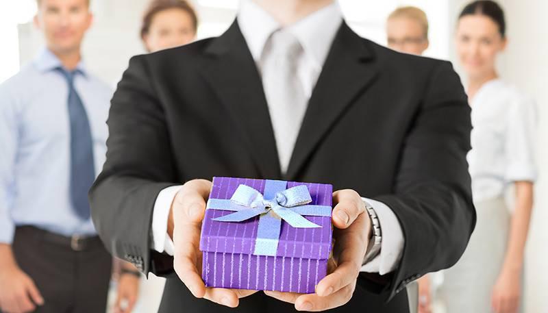 A Guide on Corporate Gifting Form Small To Large