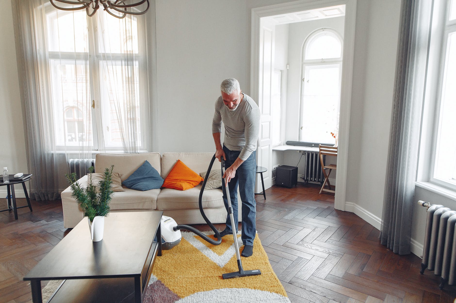 5 Tips to Hiring the Best Carpet Cleaning Service