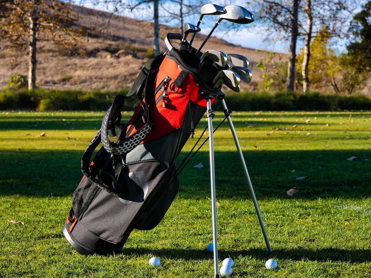5 Essential Items for Your Golf Bag